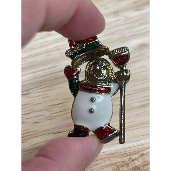 Vintage Snowman Brooch $5 with bundle - Picture 2 of 8